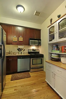 Sold by Corcoran | media 23