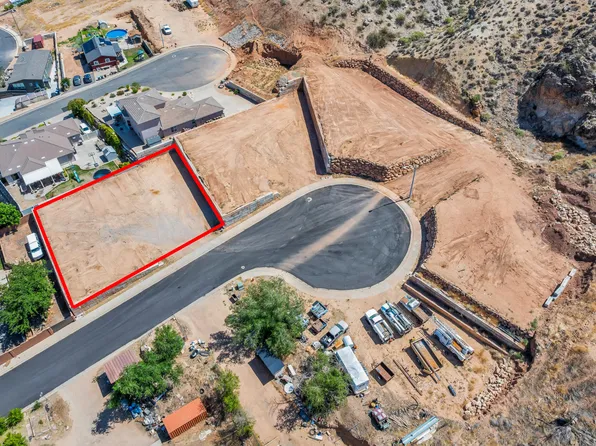 84 E 100th St N, La Verkin, UT 84745