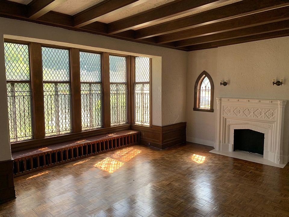 13401 S Woodland Rd Cleveland OH Zillow