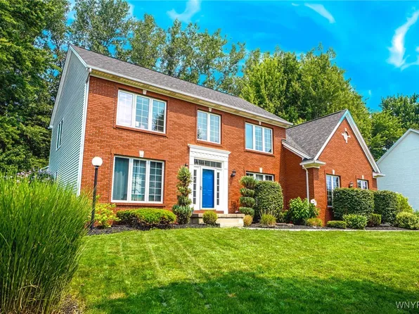 23 Forrester Ct, Amherst, NY 14228