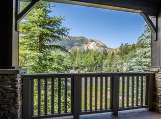 1166 Pyramid Peak Dr, Mammoth Lakes, CA 93546