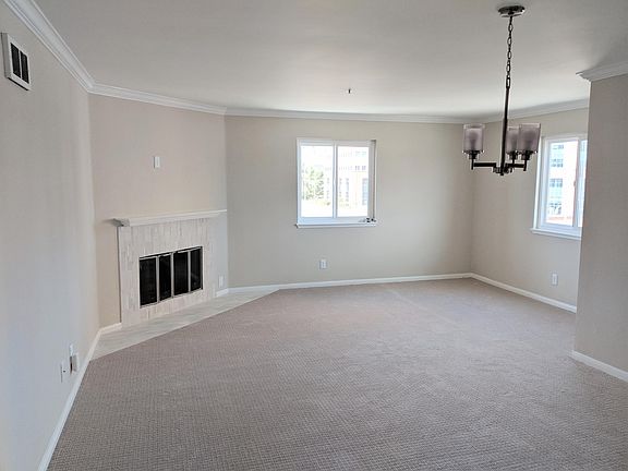 3rd image of 3550 Lebon Dr Unit 6402