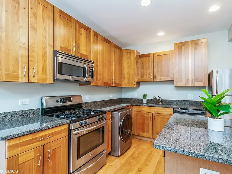 1615 Monroe St #2S — Photo 6