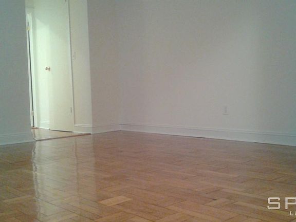3rd image of 115 W 16th St APT 41