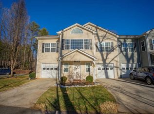 426 Pointe Cir, Dahlonega, GA 30533