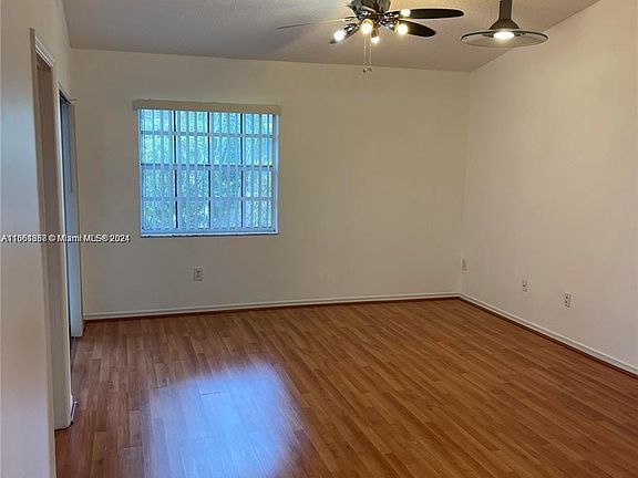 2nd image of 423 NE 210th Circle Ter #20425