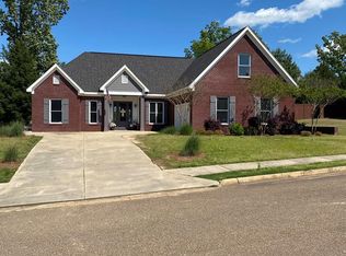 108 Oxmoor Rdg, Oxford, MS 38655