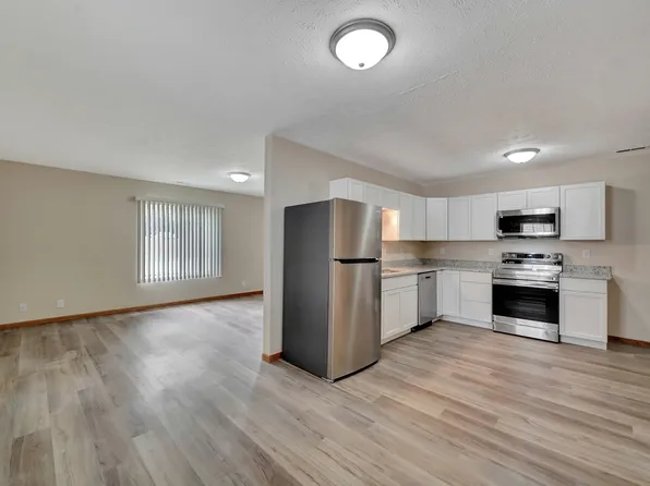 621 N 28th St #2, Lincoln, NE 68503