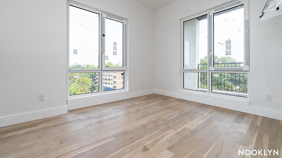 1st image of 193 Graham Ave #6T