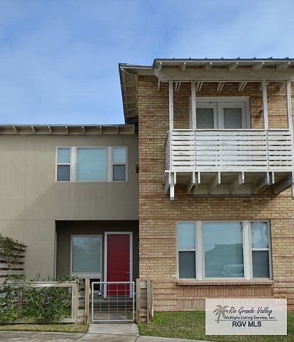 1st image of 524 Wildrose Ln