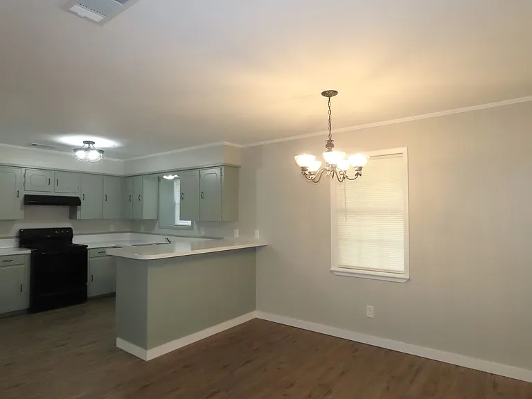 10556 Twin Oaks Dr — Photo 7