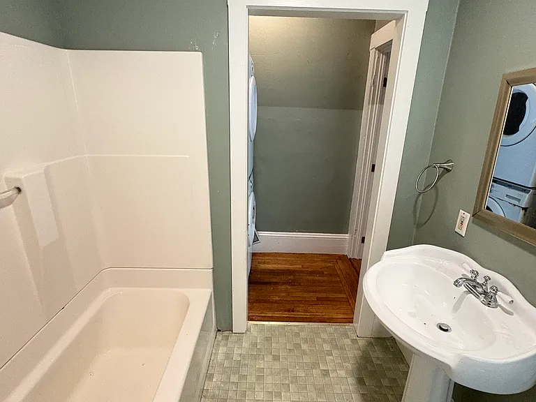 20 Elm St #A — Photo 11