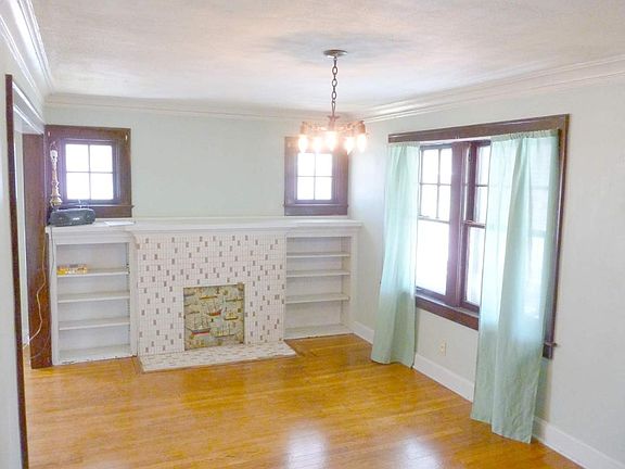 3rd image of 6637 Virginia Ave