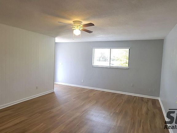 2nd image of 644 Lpga Blvd #B