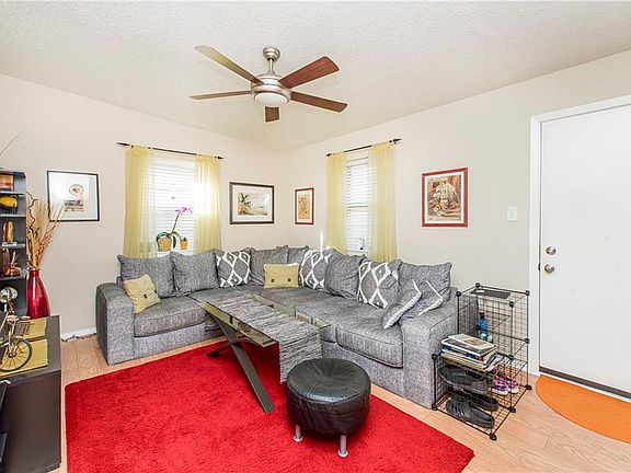 4th image of 2301 Edenborn Ave APT 709