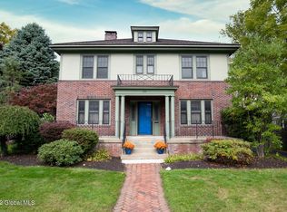 239 S Main Ave, Albany, NY 12208