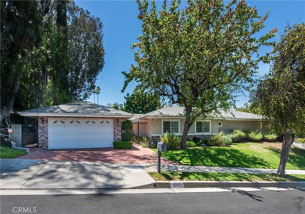 5 bed, 3.5 bath, 3150 sqft, $7,850 — Photo 1