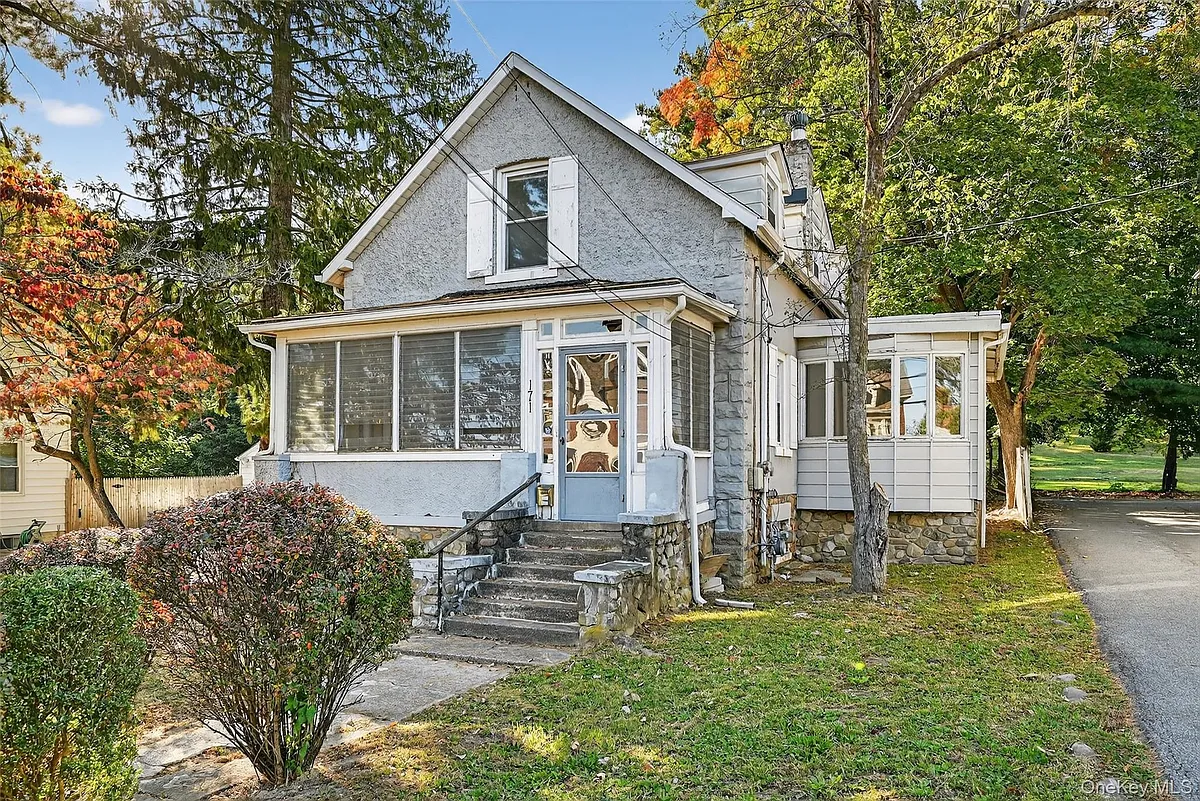 Building Photo - 171 West St