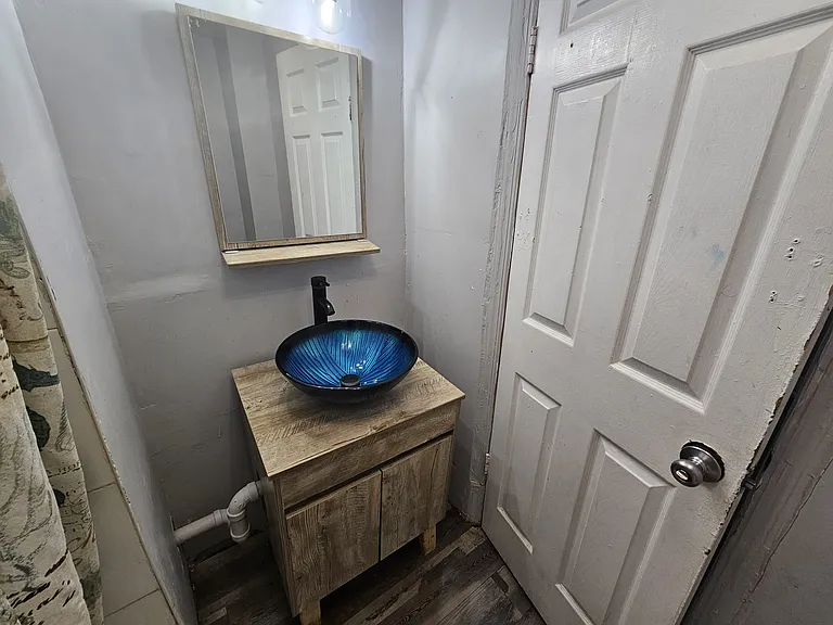 359 Avon Ave #2 — Photo 8