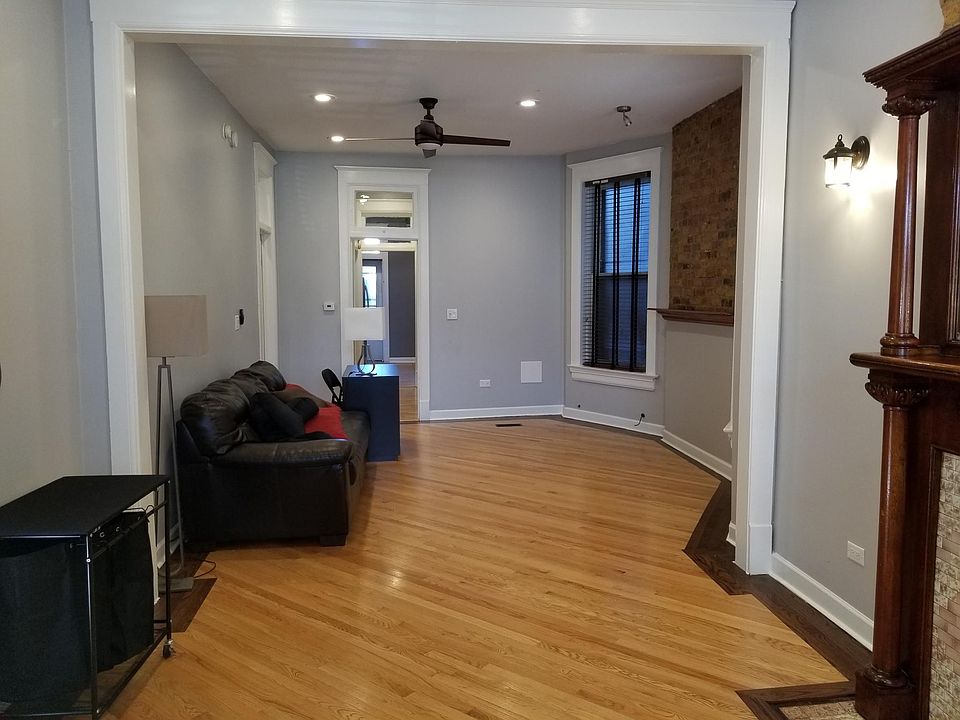 1st image of 1139 N Sacramento Ave #1
