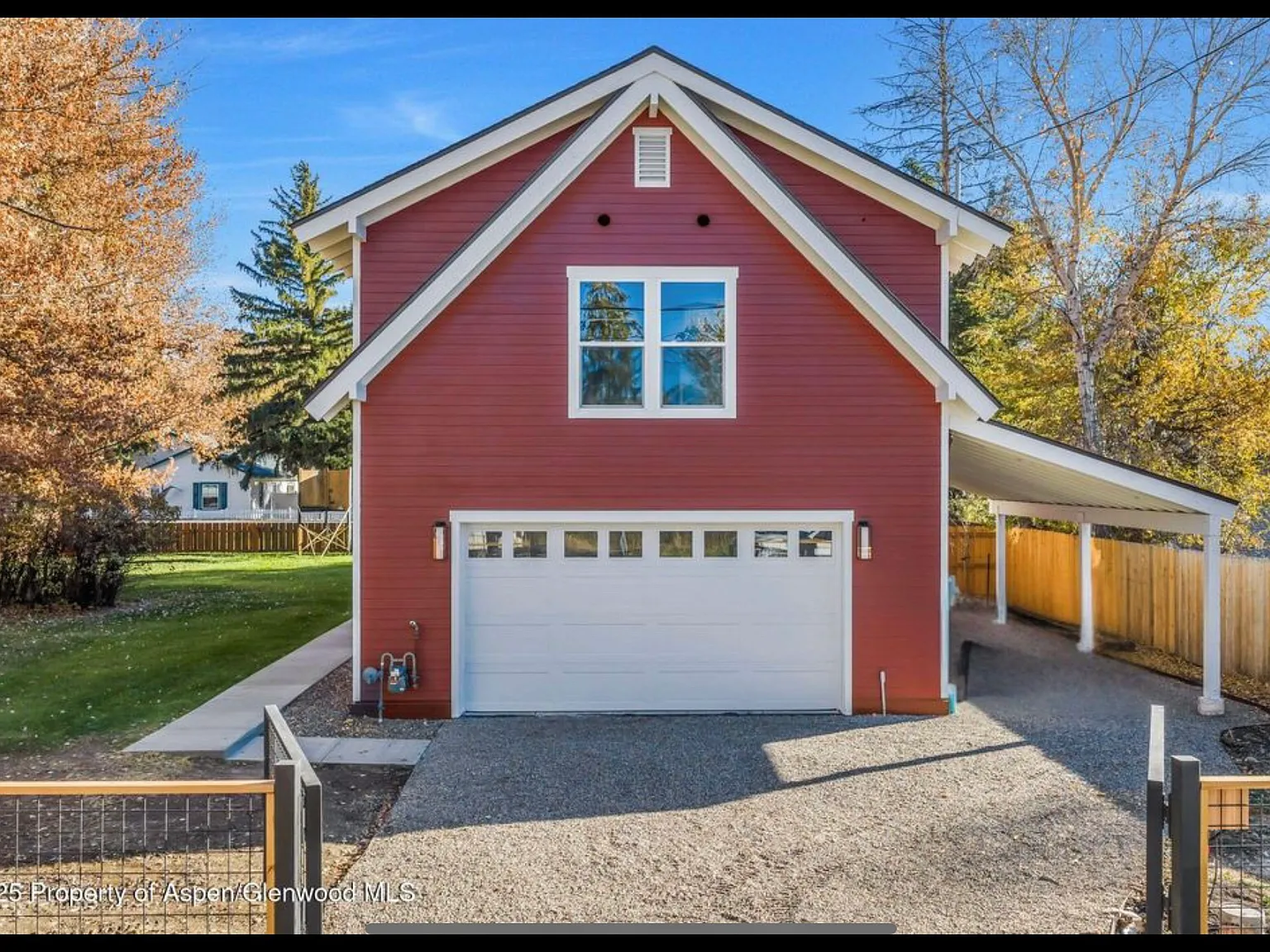 340 E Jefferson Ave — Photo 4