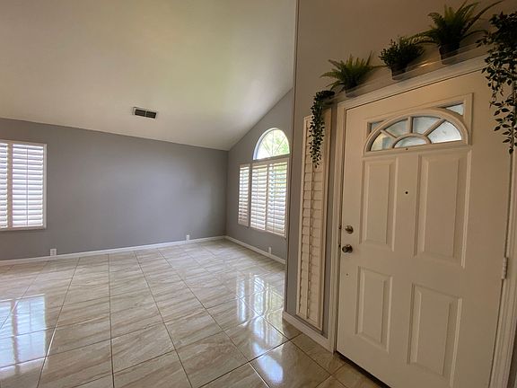 2nd image of 5809 Laguna Quail Way