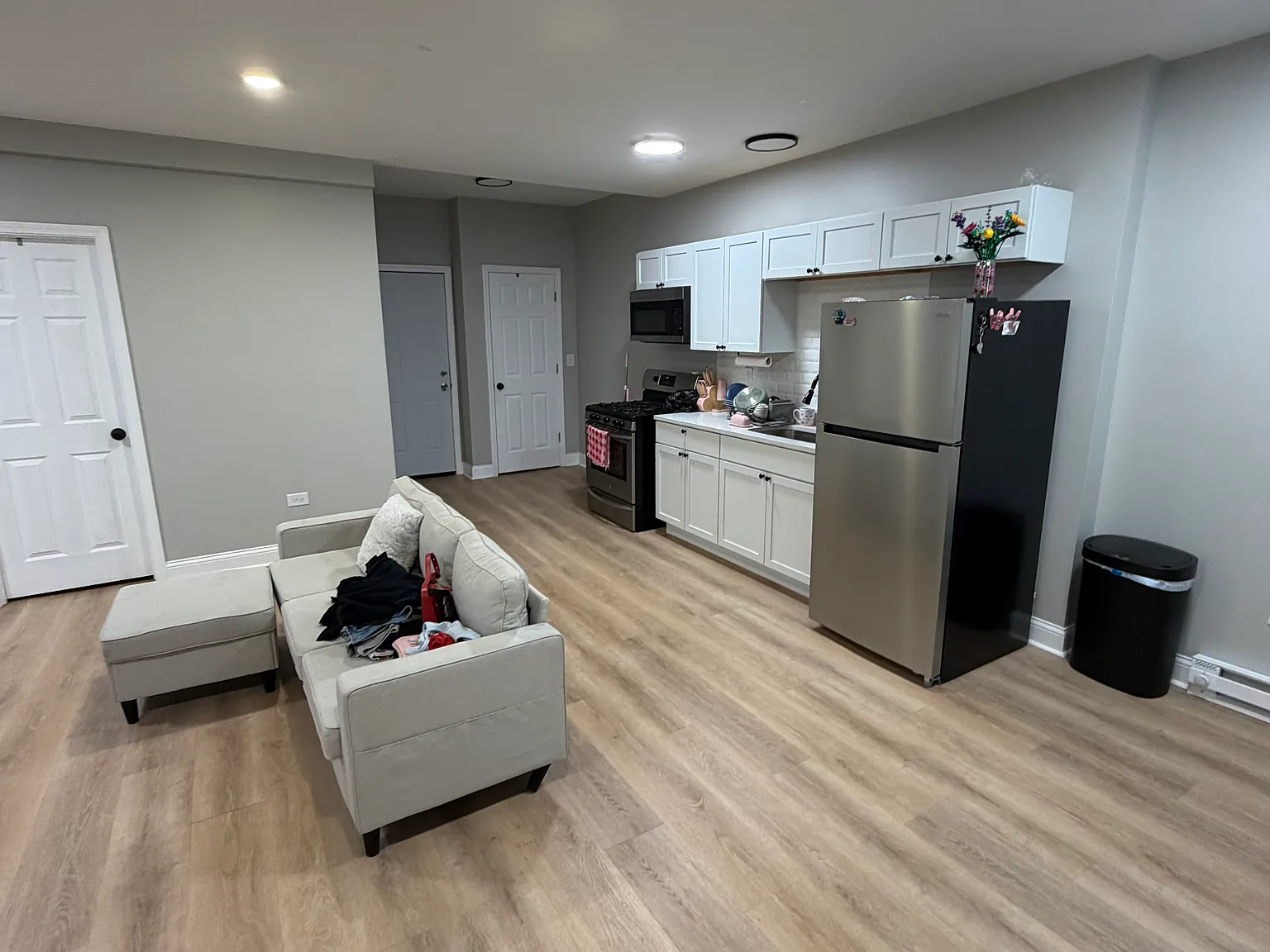 Studio, 550 sqft, $1,100 — Photo 2