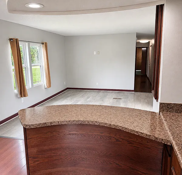 246B Redwood St — Photo 4
