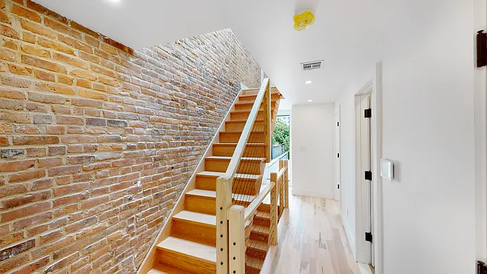 Sold by Platt New York | media 14