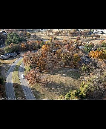 4th image of 9501 Jenny Lind Ave