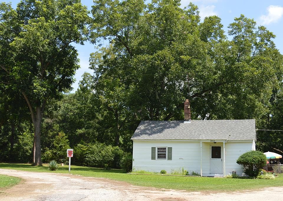 1st image of 2813 Ninety Six Hwy