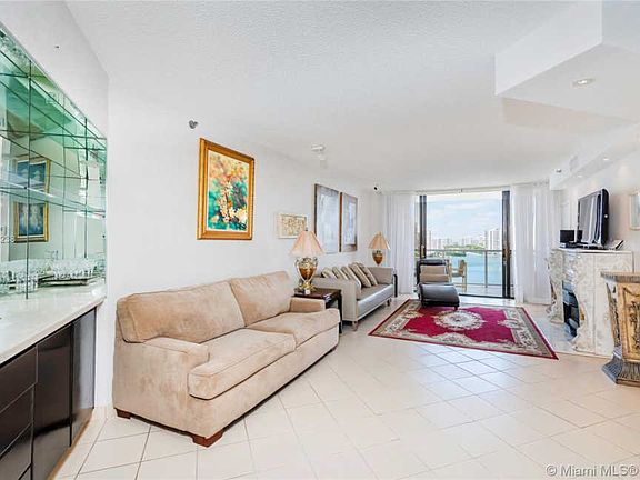 4th image of 4000 Island Blvd #1905