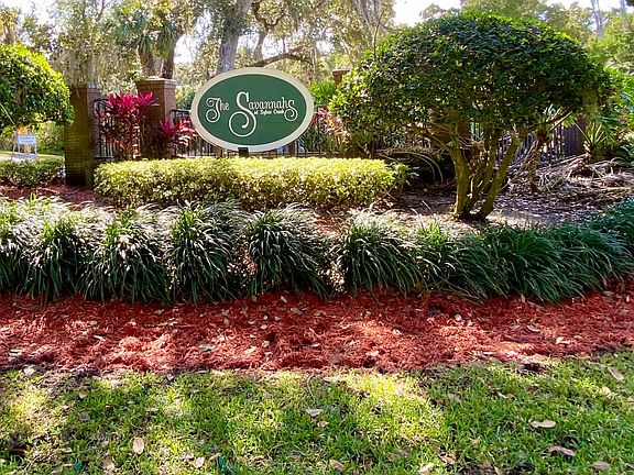 neighborhood entrance