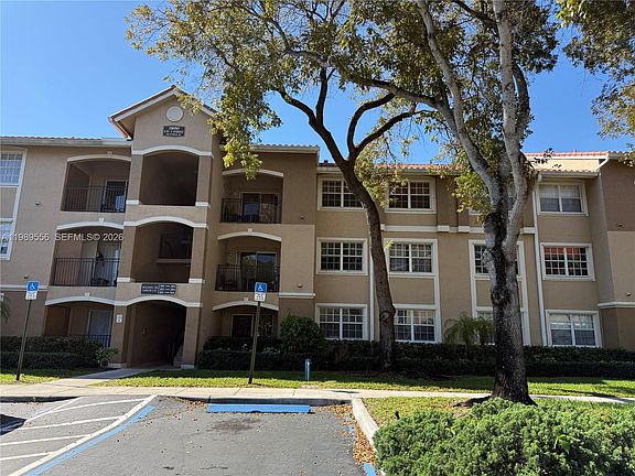 4th image of 11650 SW 2nd St #16102