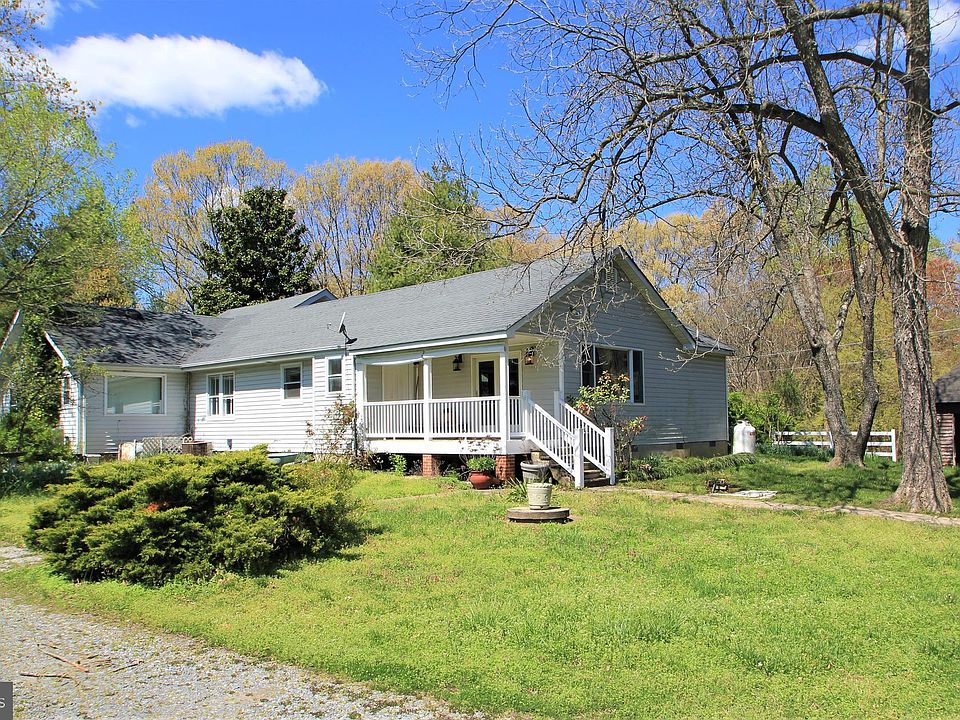 1st image of 5399 Windsor Dr