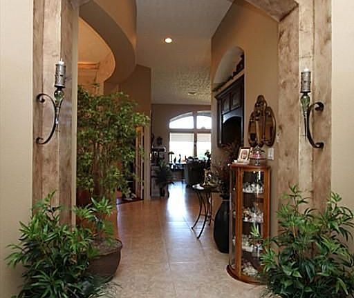 4th image of 3703 Willow Springs Dr