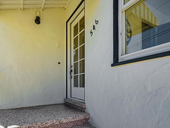 2nd image of 546 Palm Ave