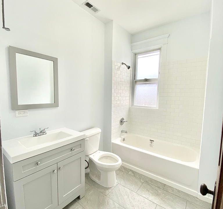 1st image of 2421 S Drake Ave #3R