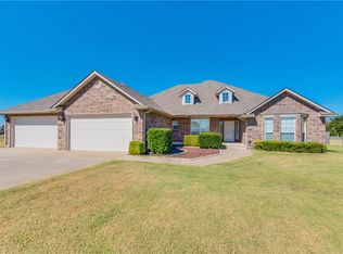 4111 Frontier Ln, Tuttle, OK 73089