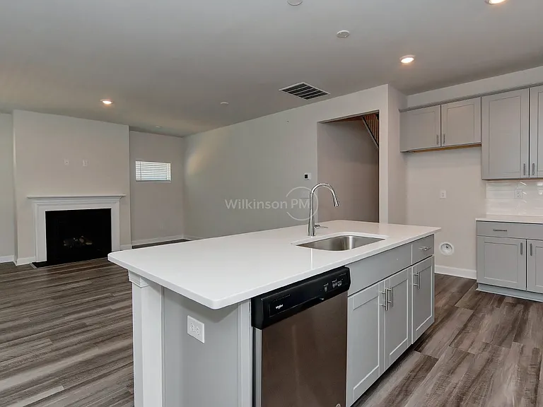 4107 Armstrong Farm Dr — Photo 11