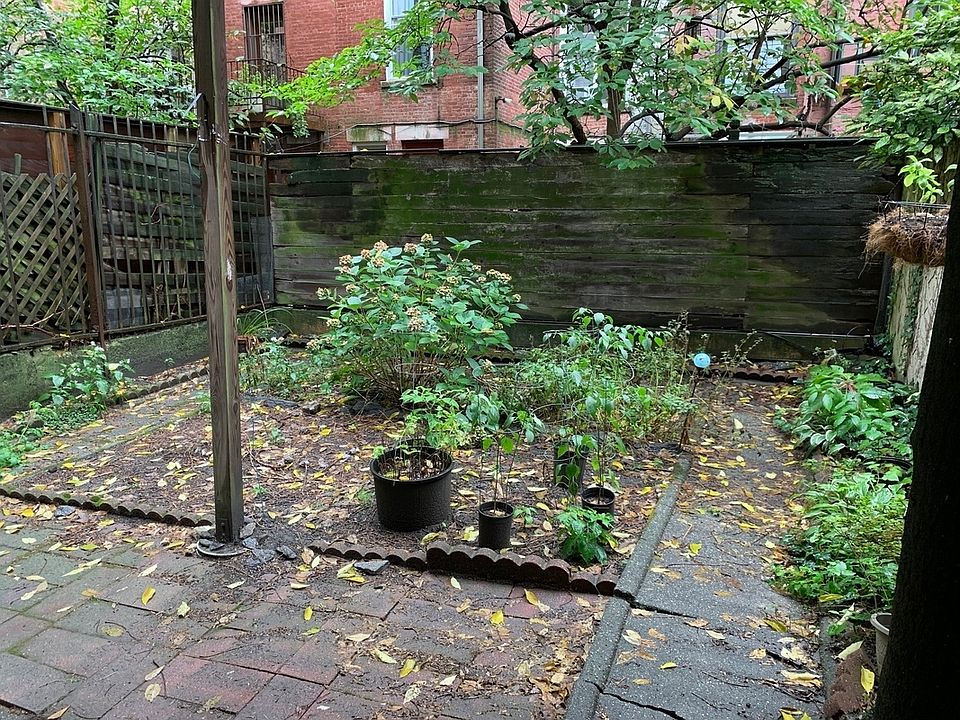 1st image of 328 W 89th St APT 2