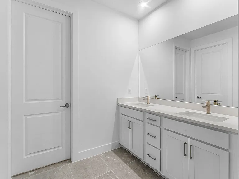 888 SW Newfield Pkwy — Photo 23
