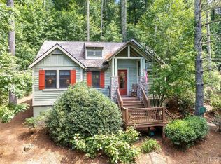 52 Meadow Ridge Ct, Tuckasegee, NC 28783