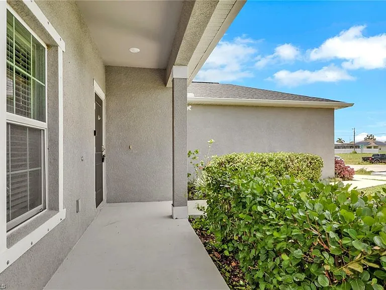 1314 NW 7th Ave — Photo 2