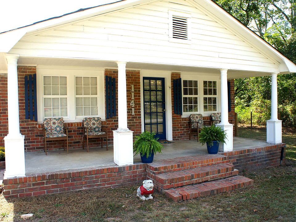 1st image of 1141 Peek Ave
