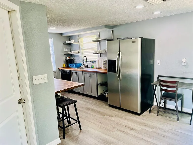 3405 Wilson Dr — Photo 7