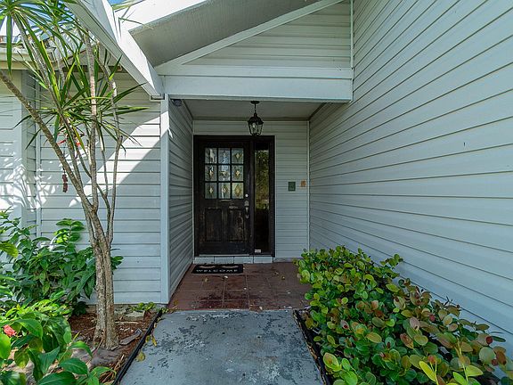 4th image of 4763 Brook Drive