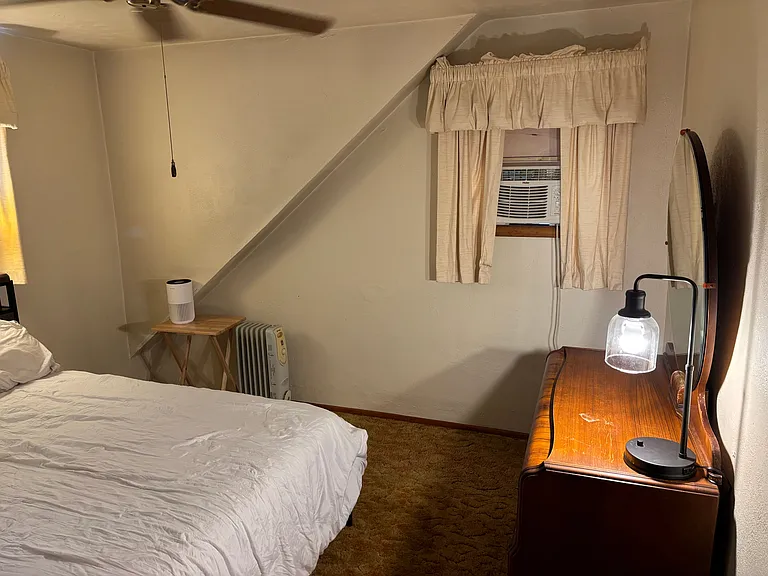 546 Harold Ave — Photo 29