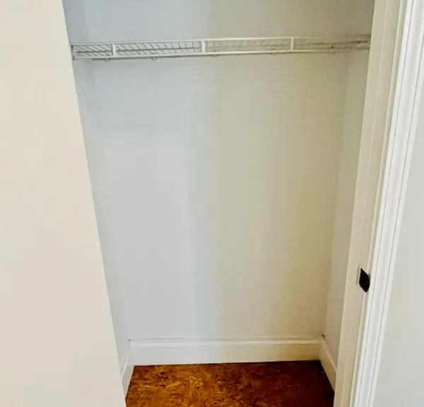 2807 Miami St — Photo 17