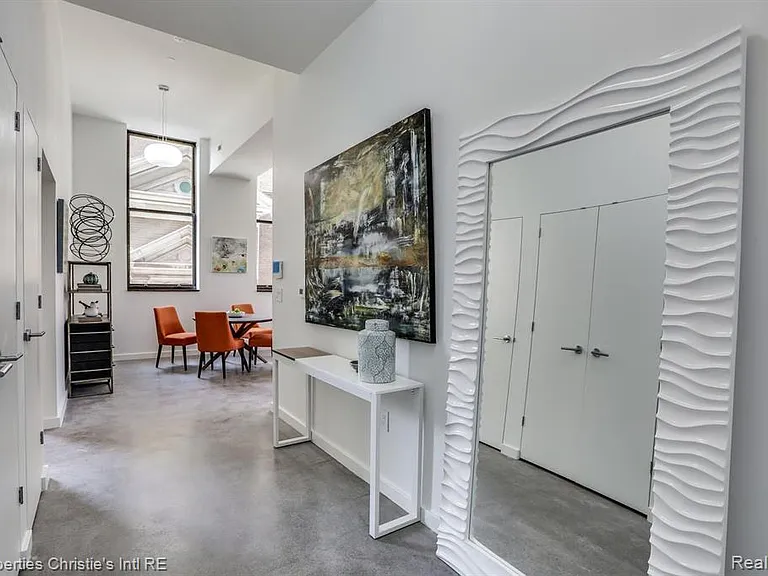 1454 Townsend St #205 — Photo 3